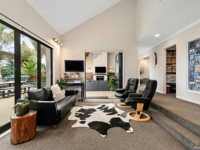 568 Redoubt Road, Flat Bush