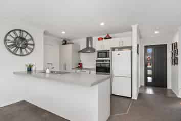 15 Charlbury Drive, ROLLESTON