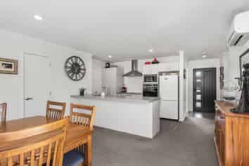 15 Charlbury Drive, ROLLESTON