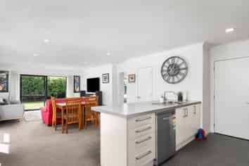 15 Charlbury Drive, ROLLESTON