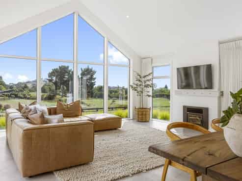 13 Lochinvar Lane, Acacia Bay