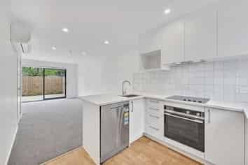 9/30 Bowater Place, Manurewa