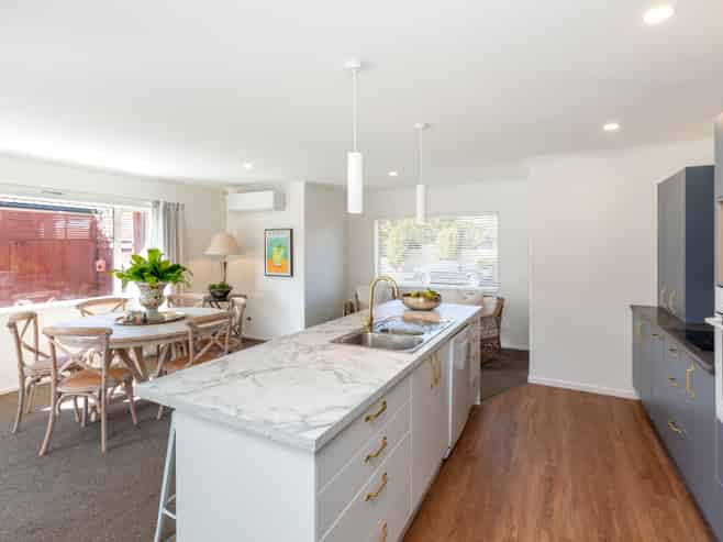 21 Puhara Avenue, Parklands