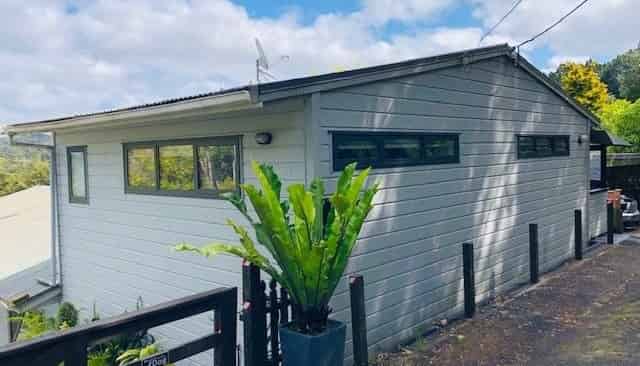 51 Tainui Road, Titirangi