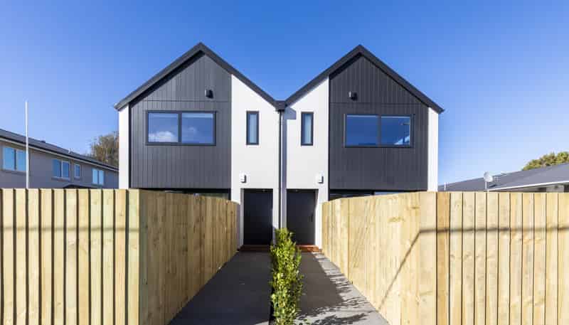 1-2/464 Gloucester Street, Linwood