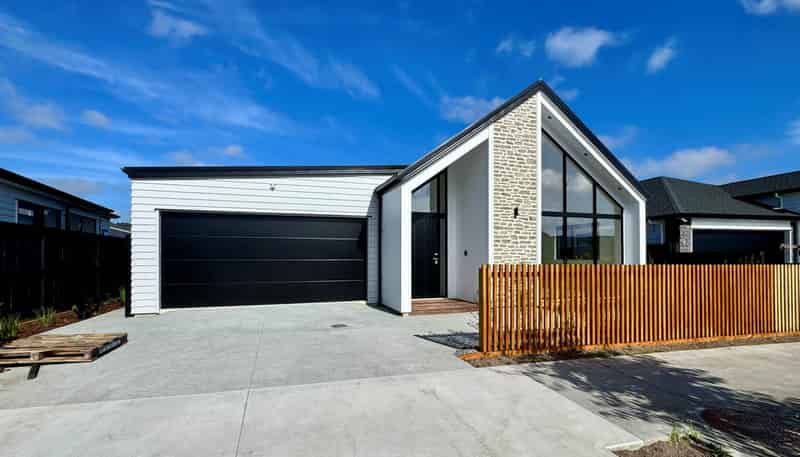 9 Tipu Crescent, Milldale