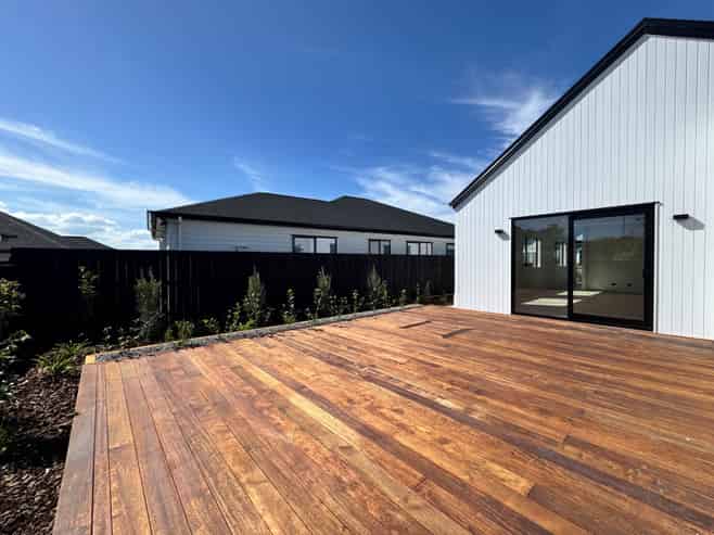 9 Tipu Crescent, Milldale