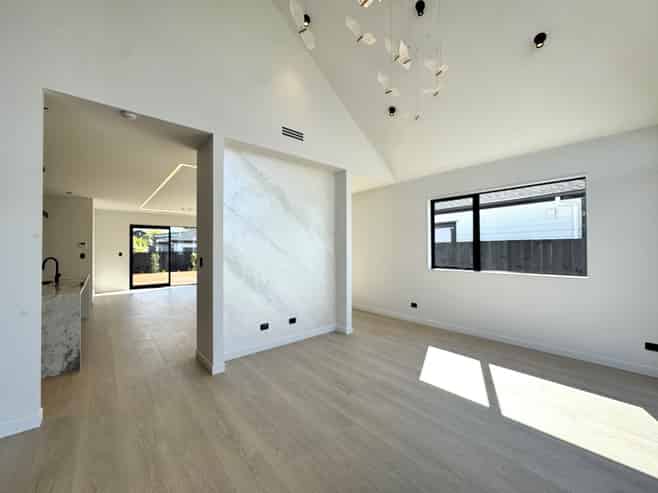 9 Tipu Crescent, Milldale