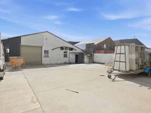 INDUSTRIAL OPPORTUNITY - OWN, DON'T LEASE