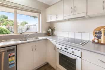 8a Riverlea Drive, Katikati