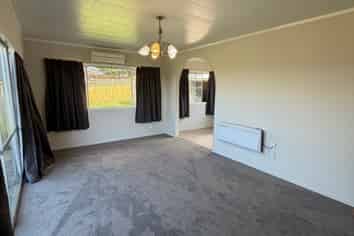 7 Hawk Place, Western Heights