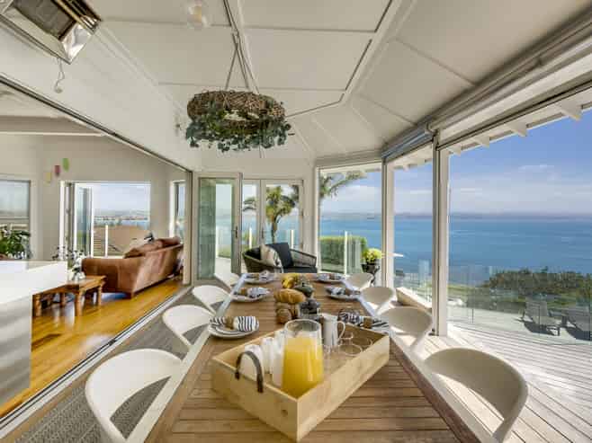 8 Kowhai Road, Bluff Hill