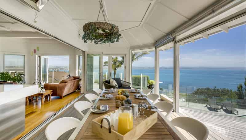 8 Kowhai Road, Bluff Hill