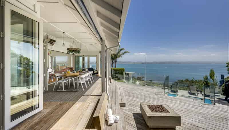 8 Kowhai Road, Bluff Hill