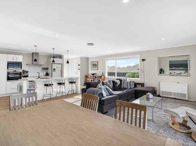 5 Tarata Grove, Lansdowne