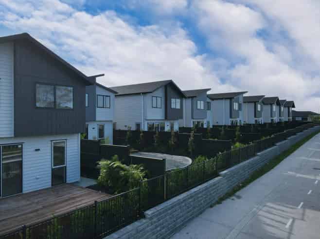 80F Tukutata Crescent, Milldale