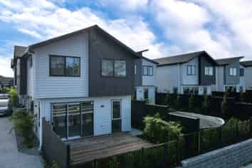 80F Tukutata Crescent, Milldale
