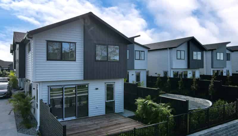 80F Tukutata Crescent, Milldale