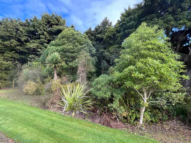 162 Oreti Road, Otatara