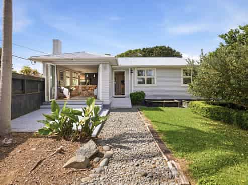 46A Hall Road, Matua