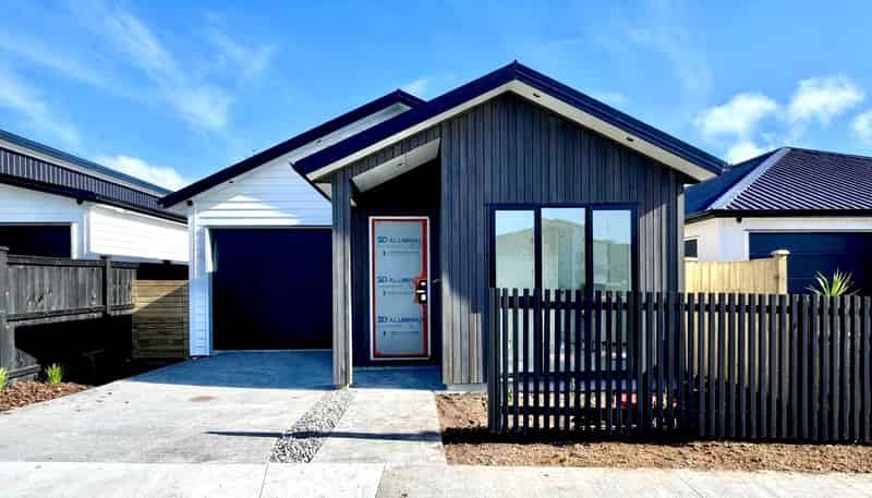 382 Te Taruna Drive, Milldale