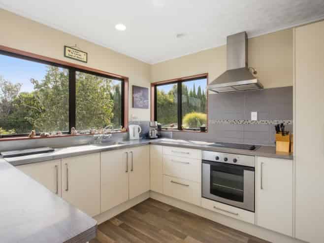 251 Tanners Point Road, Katikati