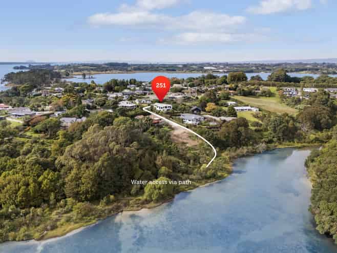 251 Tanners Point Road, Katikati