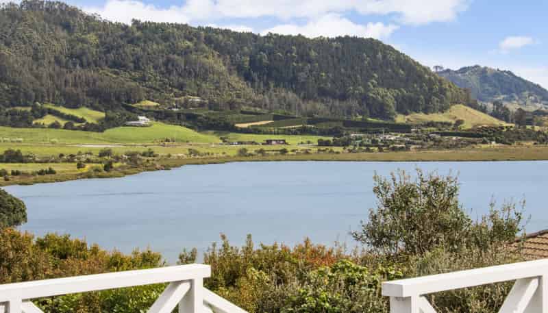 251 Tanners Point Road, Katikati