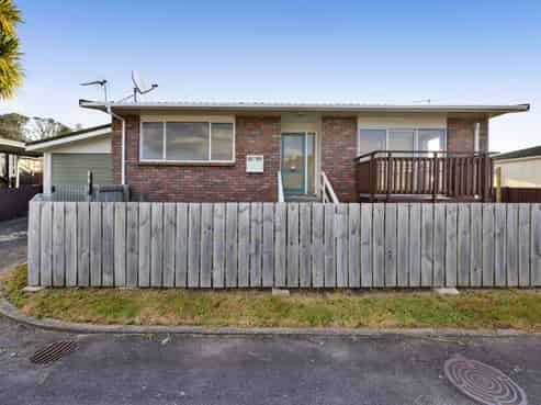141A Lemon Street, Strandon