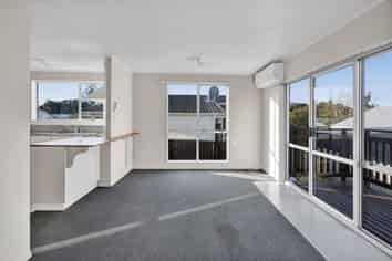 141A Lemon Street, Strandon