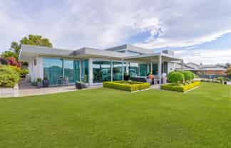 39 Welsh Road, Winton