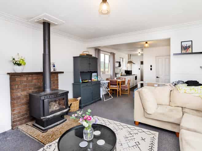 210 Bay Road, Grasmere