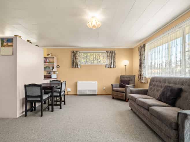 A/15 Queen Street, Mosgiel
