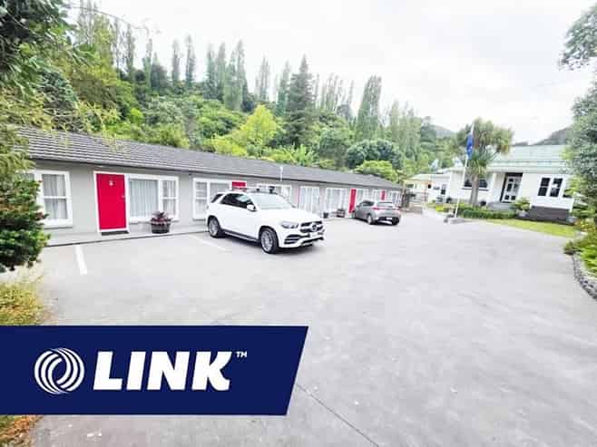 Boutique FHGC Motel | Lifestyle + Income