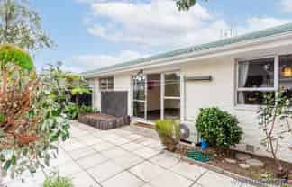 2/30 Garvins Road, Hornby