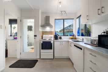 27C Prince Albert Road, Saint Kilda