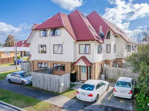 11B Beaumont Street, Hamilton East