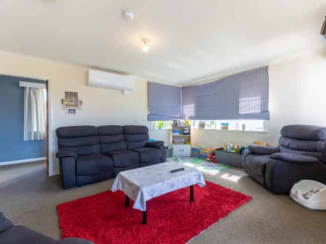 12 Aberdeen Avenue, Takaro