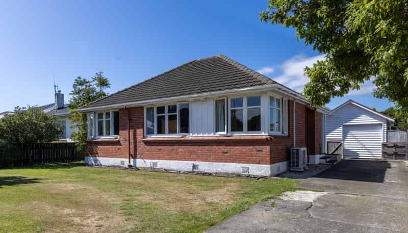 12 Aberdeen Avenue, Takaro