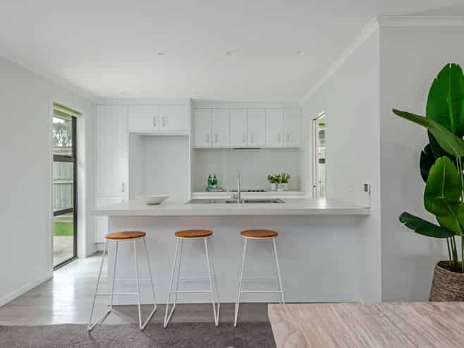 15 Campbell Street, Takaro