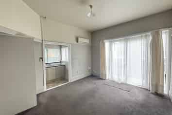 1/70 Warrington Street, Saint Albans