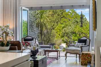 4 Little Compton Mews, Snells Beach