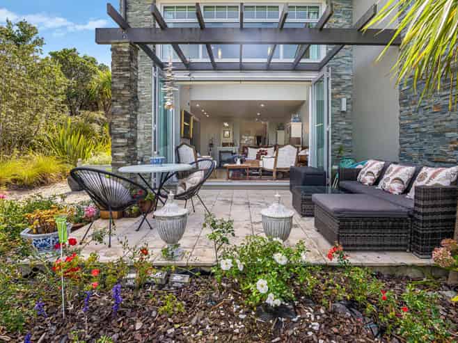 4 Little Compton Mews, Snells Beach