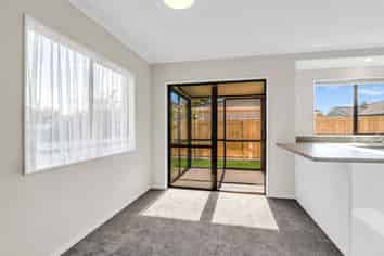 28 Freyberg Street, Roslyn