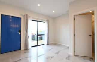 1/1 Sandra Avenue, Otara