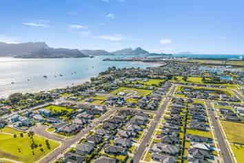 11 Kaurinui crescent, One Tree Point