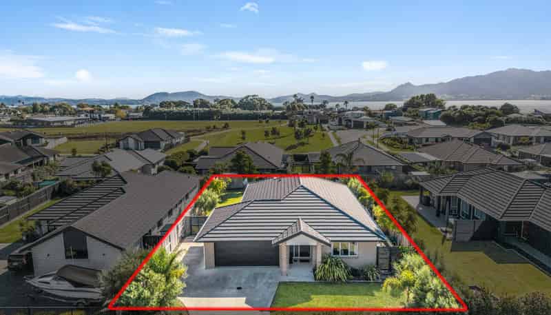 11 Kaurinui crescent, One Tree Point