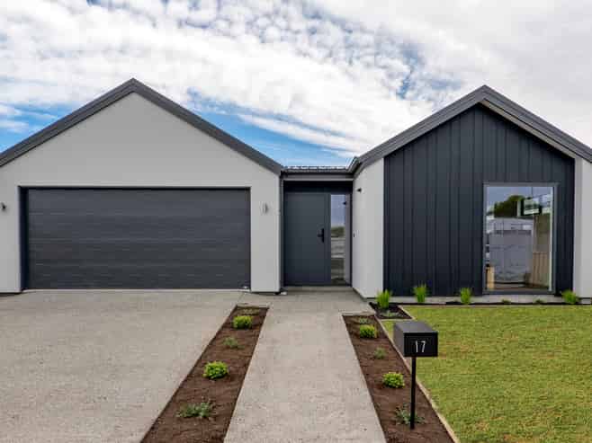 17 Kakatai Place, North New Brighton