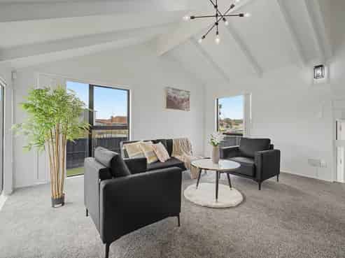 6 Albert Road, Manukau