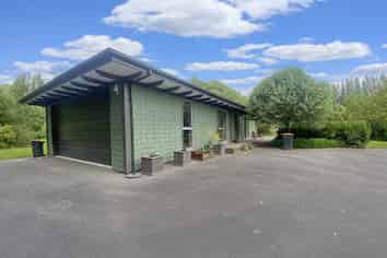 19a Clearwater Avenue, Northwood